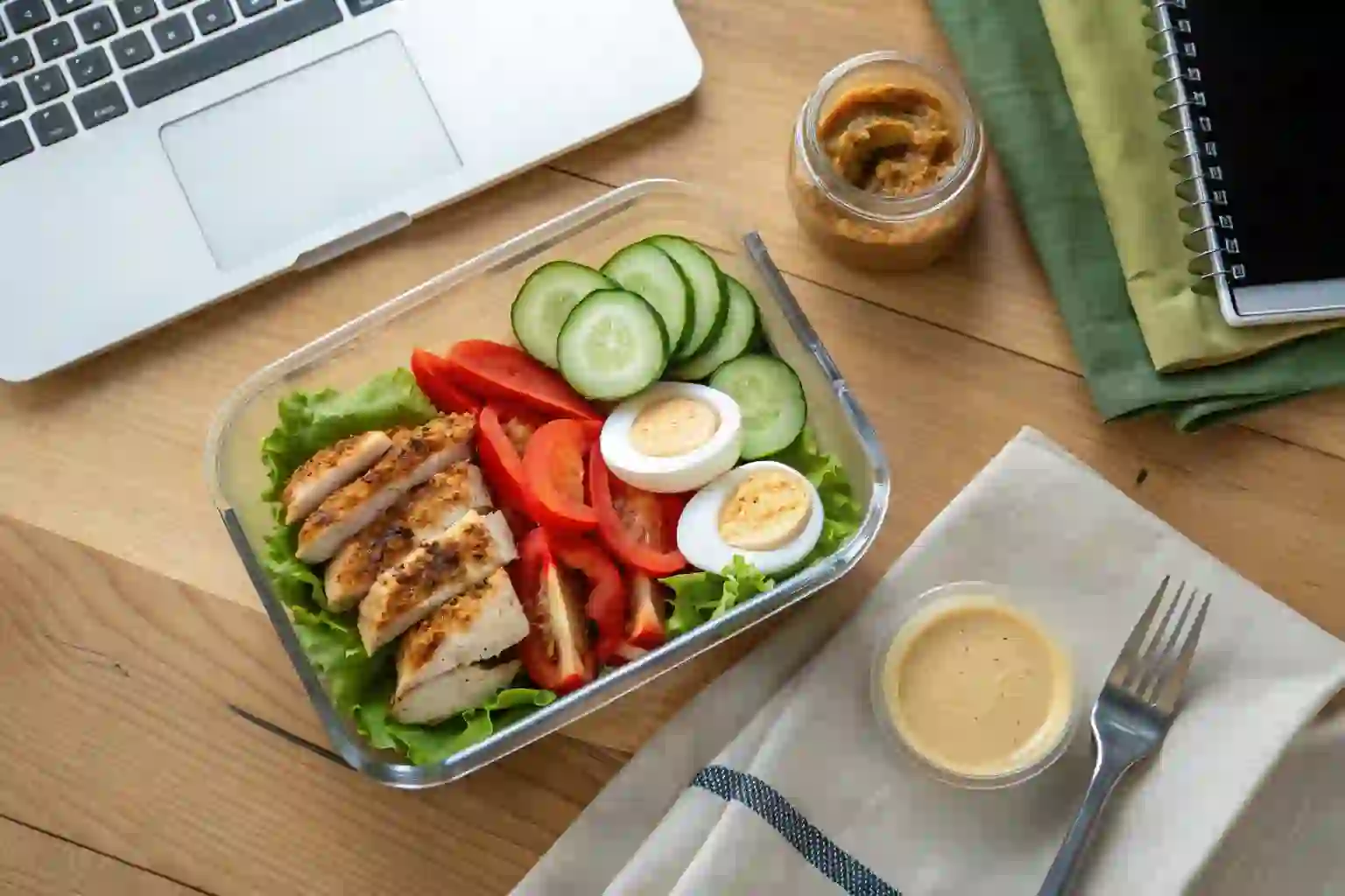 Low-Carb Lunches with High Protein Content